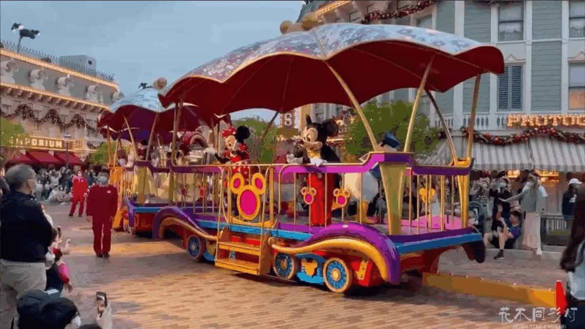 彩车制作材料有哪些-花不同彩灯