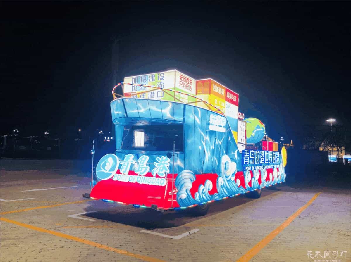 花车彩船现场实拍图