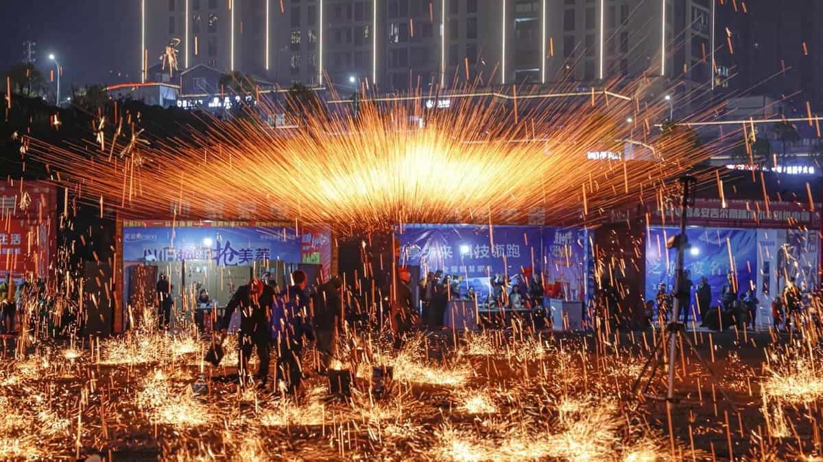 打铁花实拍图