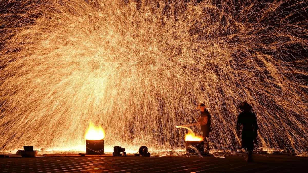 打铁花常见问题现场实拍图