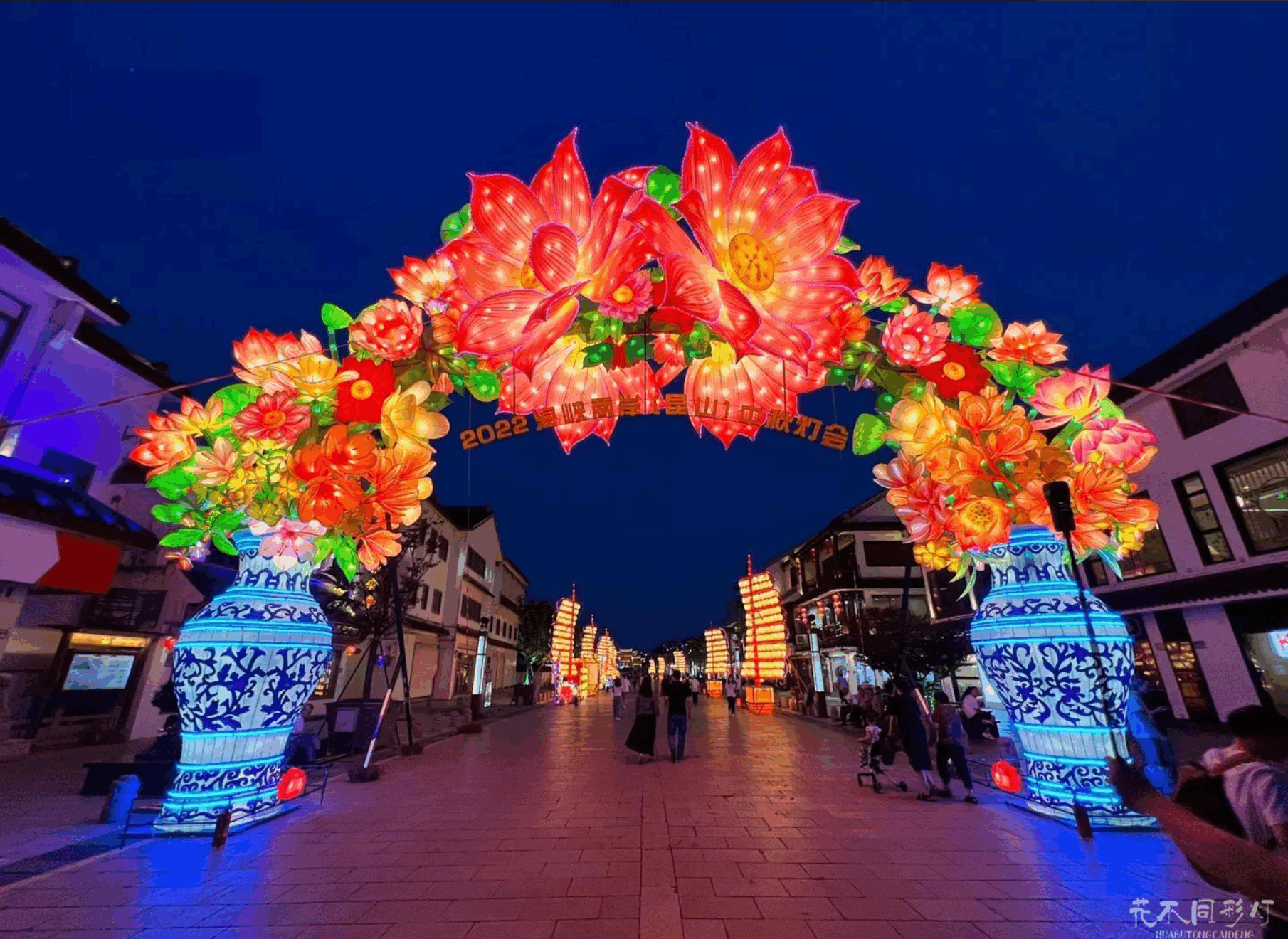 周庄古镇春节灯会案例