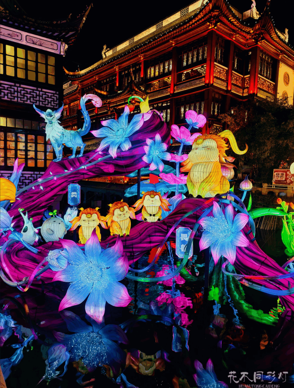 豫园灯会游客体验AR互动-科技与传统融合的沉浸式场景 豫园灯会游客体验AR互动-科技与传统融合的沉浸式场景