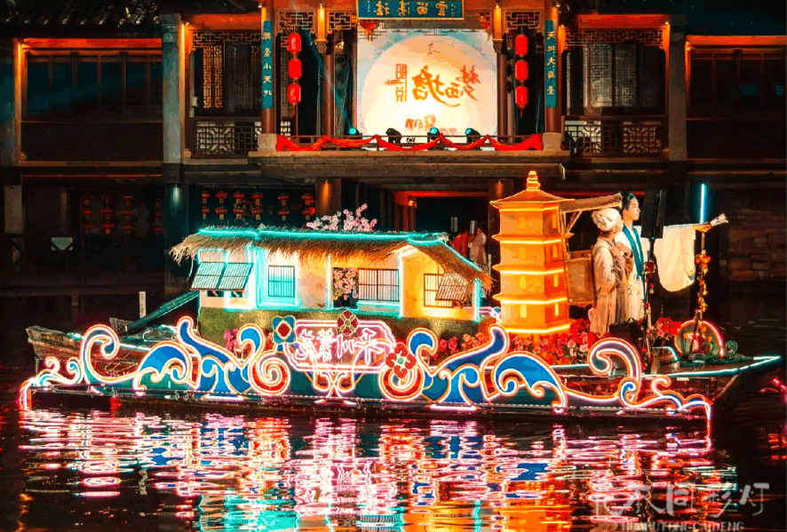 杭州西湖中秋花船巡游全景-月光主题花船夜景