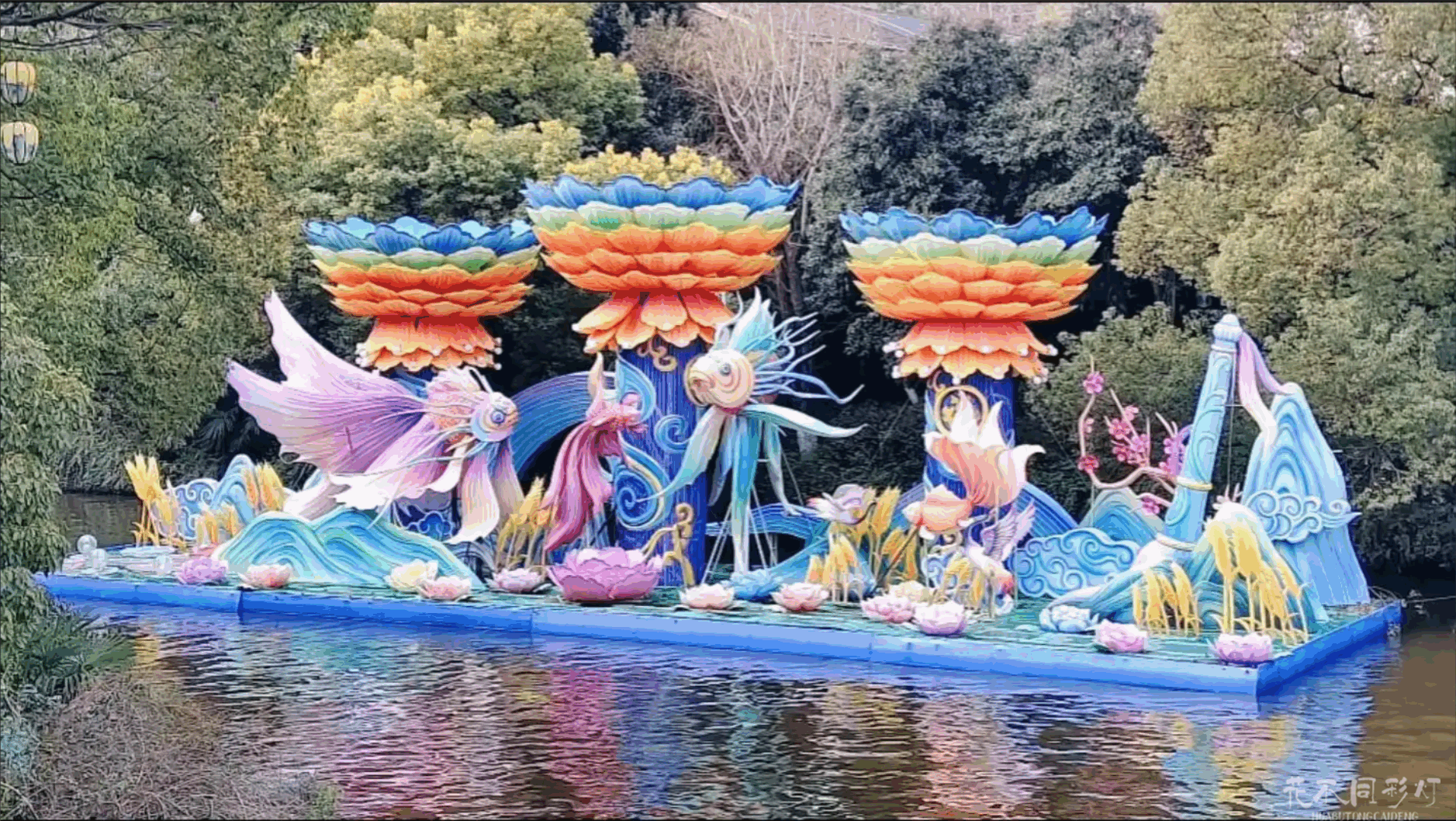 苏州园林特色花船-园林水景月光巡游