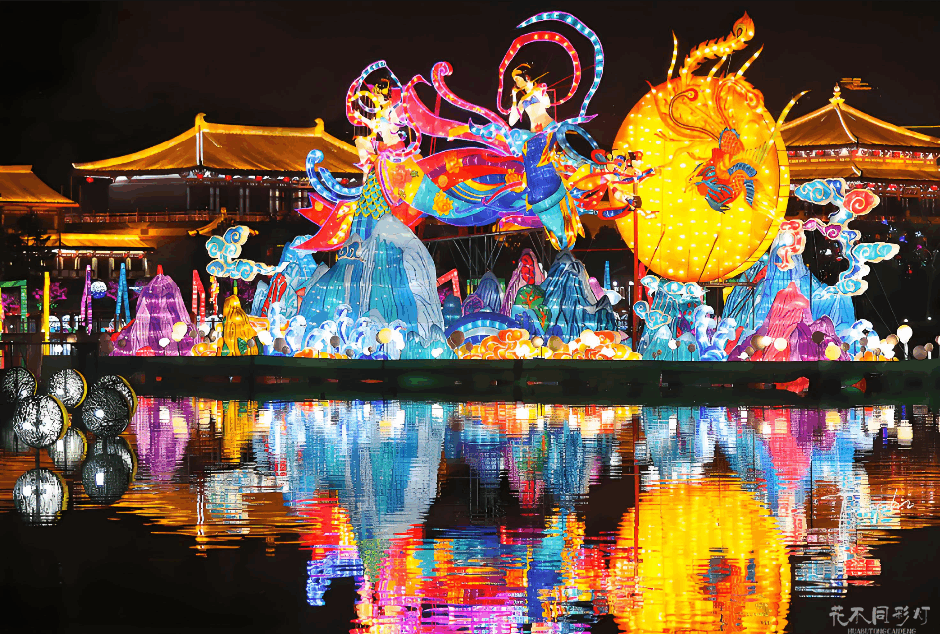 西湖夜游花船灯光实景-四级照明体系效果展示 西湖夜游花船灯光实景-四级照明体系效果展示