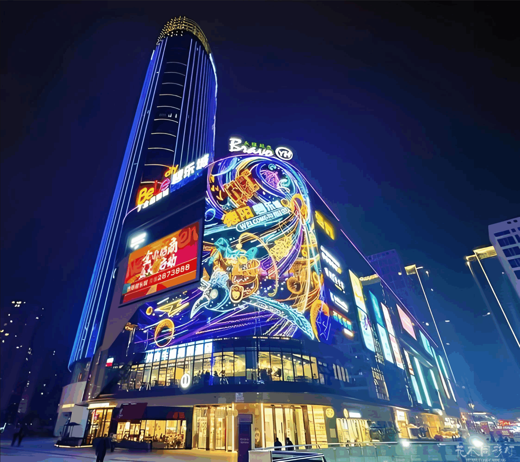 星耀万象城灯光秀现场人潮涌动的壮观场景，展现火爆人气