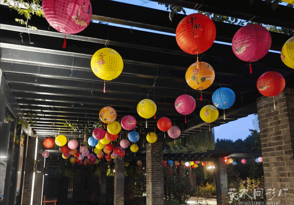 竹隐温泉度假村禅意灯笼全景氛围 - 花不同意境营造案例