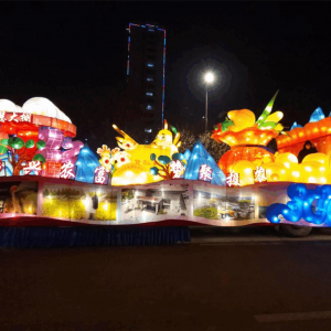 花车制作使用哪些材料？它们的耐用性和环保性如何？