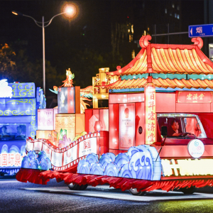 如何选择靠谱的巡游花车制作厂家？