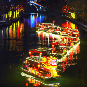 中秋主题彩船设计方案