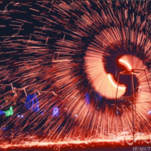 一场标准的打铁花表演通常持续多长时间？